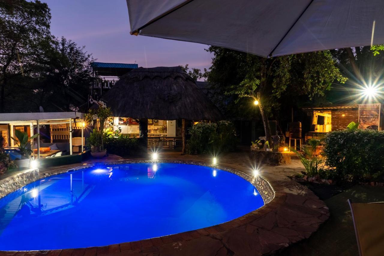 Victoria Falls Backpackers Lodge- Camp Sites Exteriér fotografie